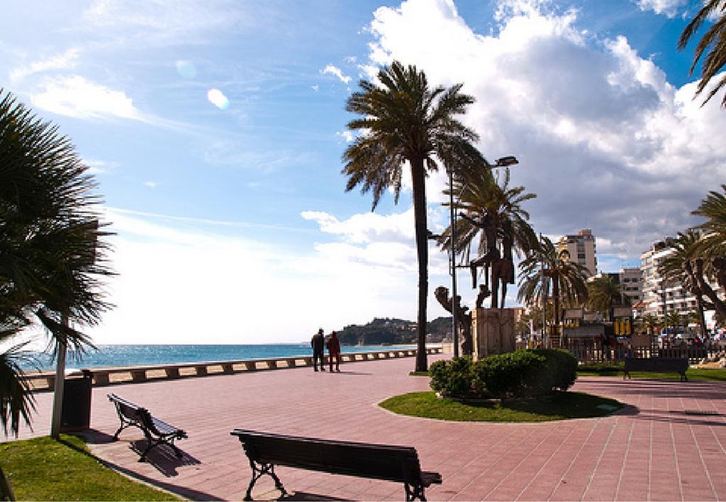 Apartamentos Sant Cristofol Lloret de Mar Luaran gambar